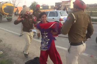  Punjab police thrash girl for complaining of sexual harassment, Punjab Police beat up woman after she complains of sexual harassment